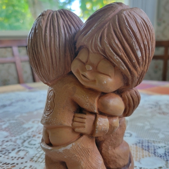 Other - Vintage Fannykins Sculpture by Bill Mack, “Huggin N Lovin”. USA made.